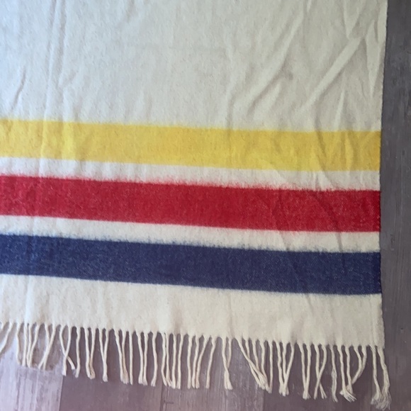Vintage Wool / Wool Blend Throw - Picture 4 of 7